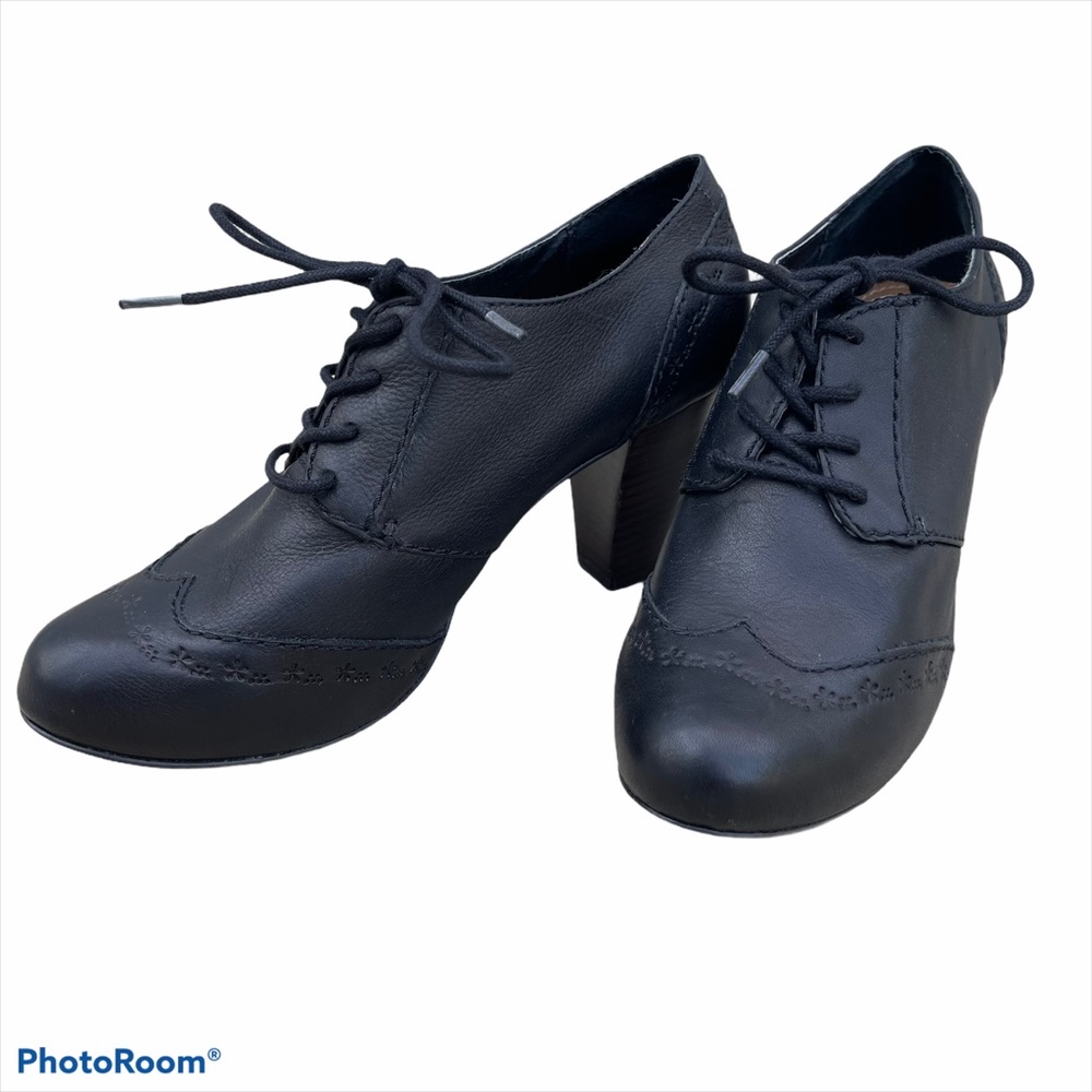 NOT AVAILABLE Fossil Tamiko Heel Oxford Boots